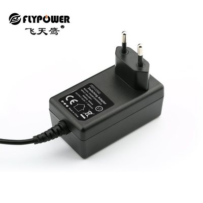 供应12V2A 欧规插墙式电源适配器高清大图